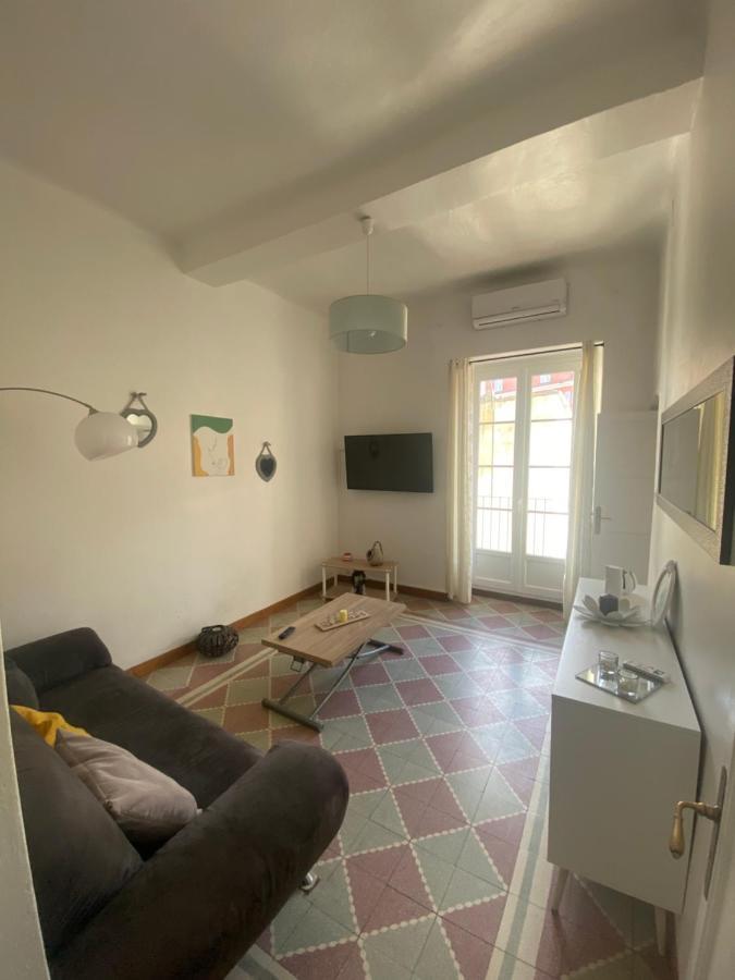 Appartement Climatise,Idealement Situe 100M Du Vieux Port. Бастия Экстерьер фото