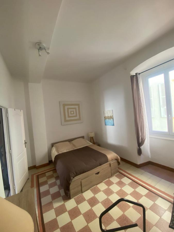 Appartement Climatise,Idealement Situe 100M Du Vieux Port. Бастия Экстерьер фото